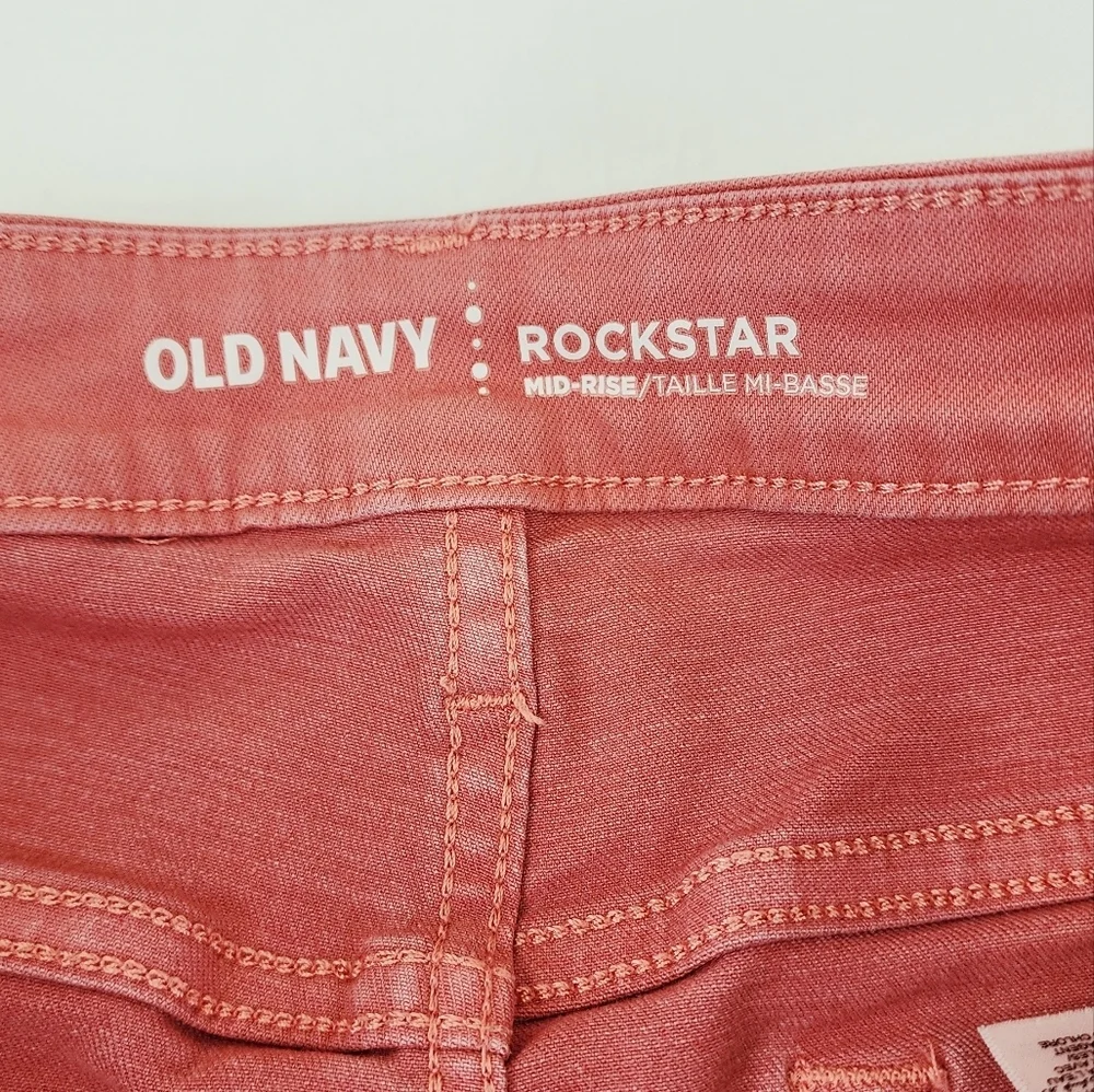 Old Navy Rockstar Mid Rise Jegging Pants